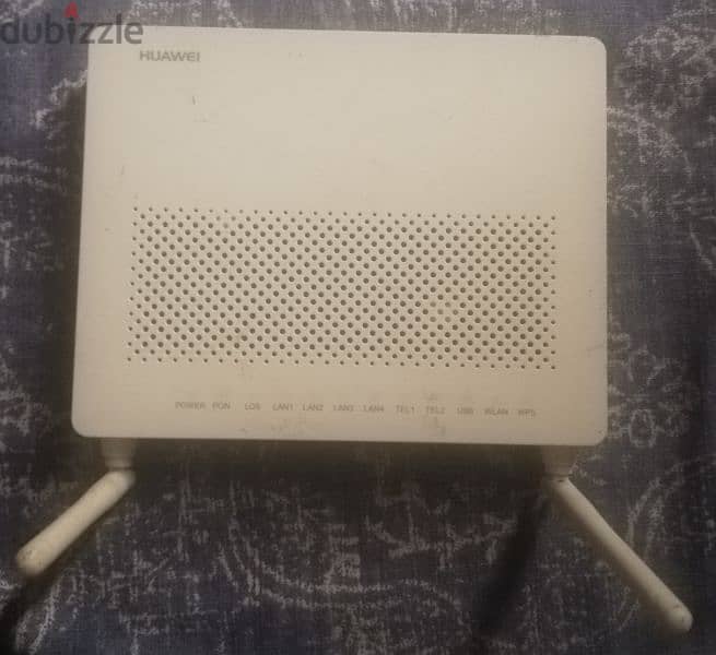 Router is Good Working price 10 Riyal wadi kabir cal whatsap 79146789 0