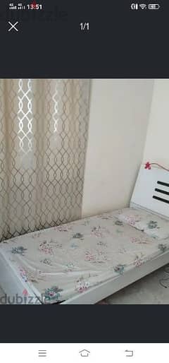room available weekly or monthly