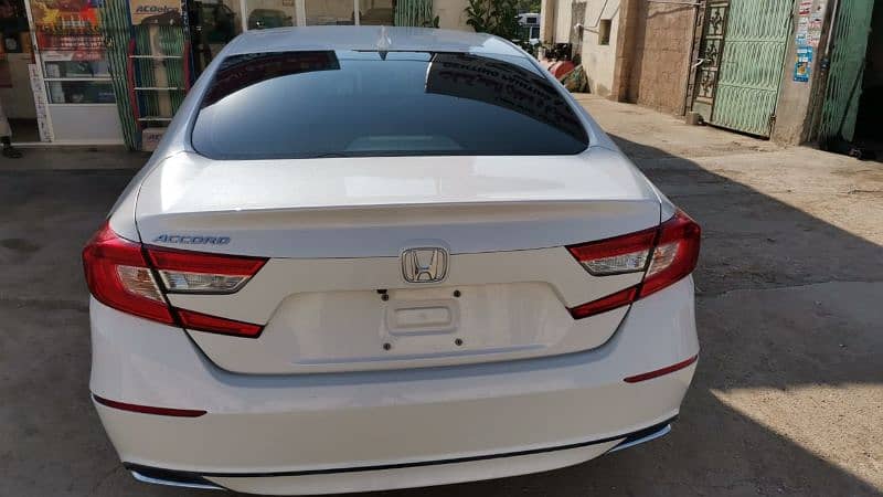 Honda Accord ex 2019 4