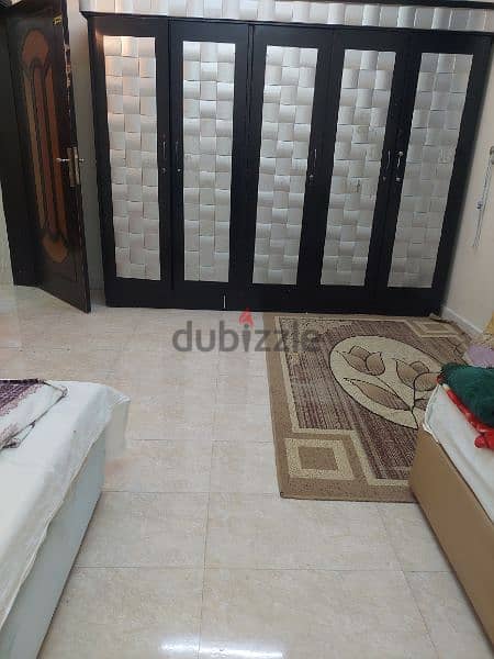 2 bed hal kitchen 2 bath room flate for daily rent in salalah daharez 5