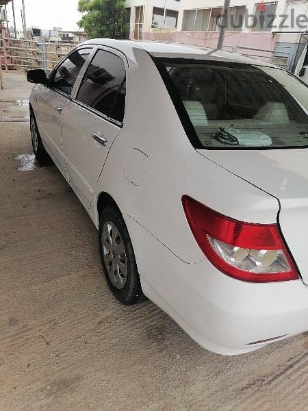 BYD F3 2010.98657152 5