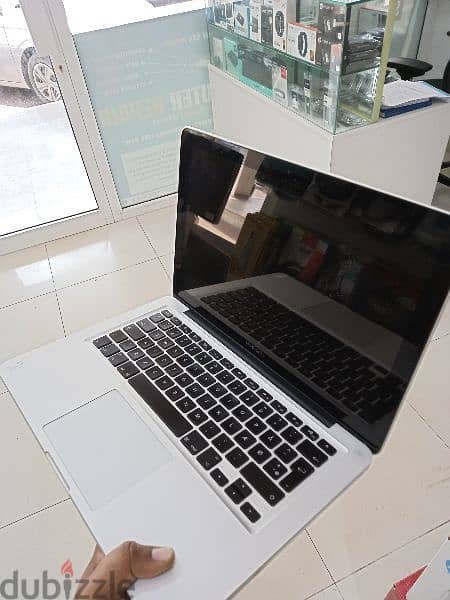 Macbook Pro 0