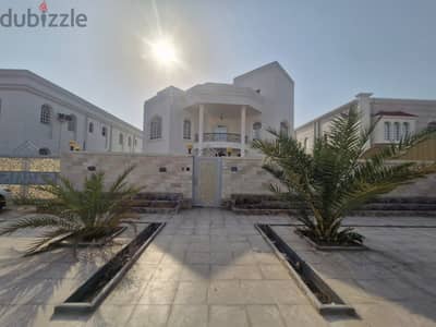 7 BR + 1 Maid's Room Incredible Villa for Sale in Mawaleh