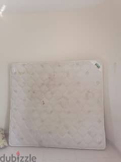 supreme king size bed and mattress 0
