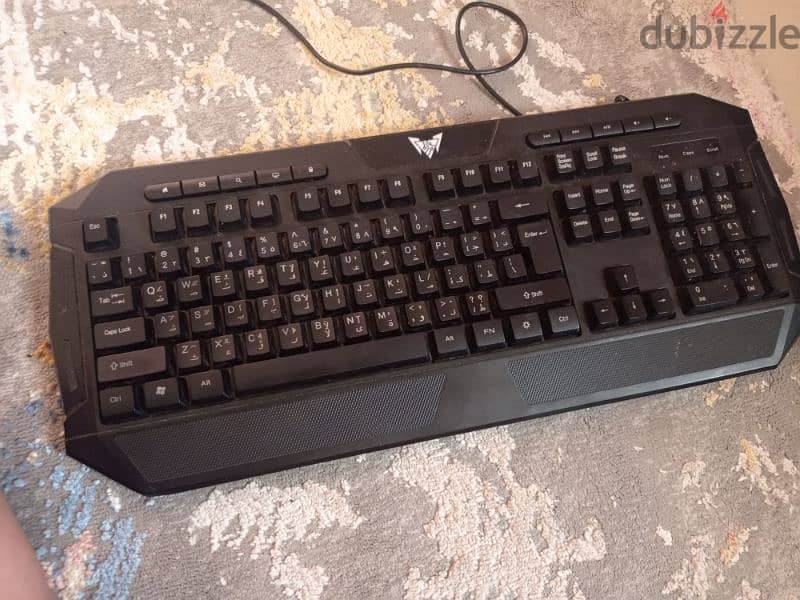 crown gaming keyboard 0