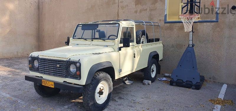 Land Rover Defender 1996 0