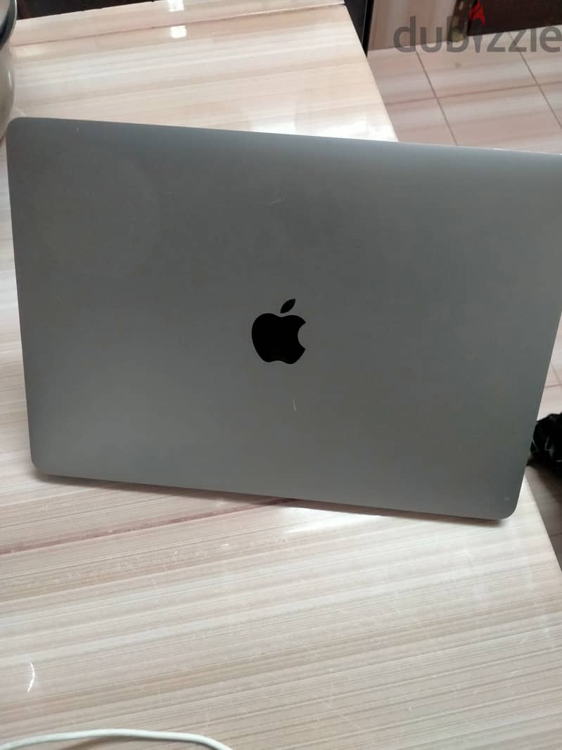 MacBOOK PRO-2019 CORE I5 8GB RAM 128GB SSD 13 INCH TOUCH BAR 1