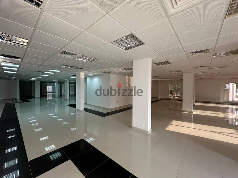 Large Showroom available Near Grand Hyatt Qurum FOR RENT 7