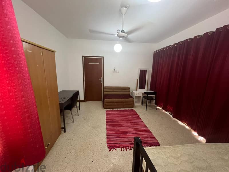 room rent in villa 0