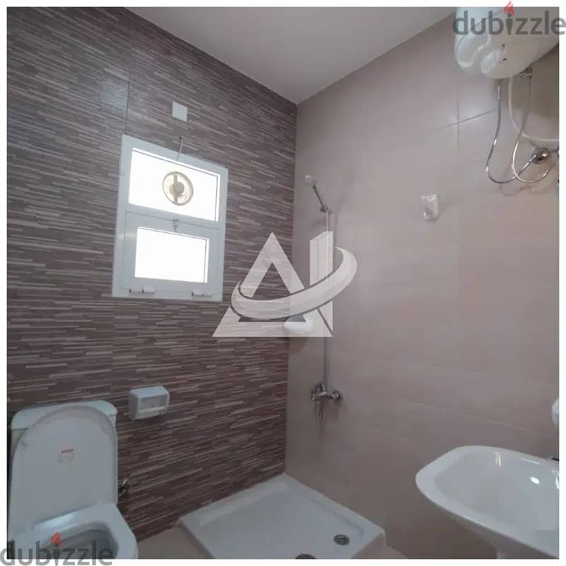 ADV929** 6bhk Brand new complex located in a prime location in the Qur 4