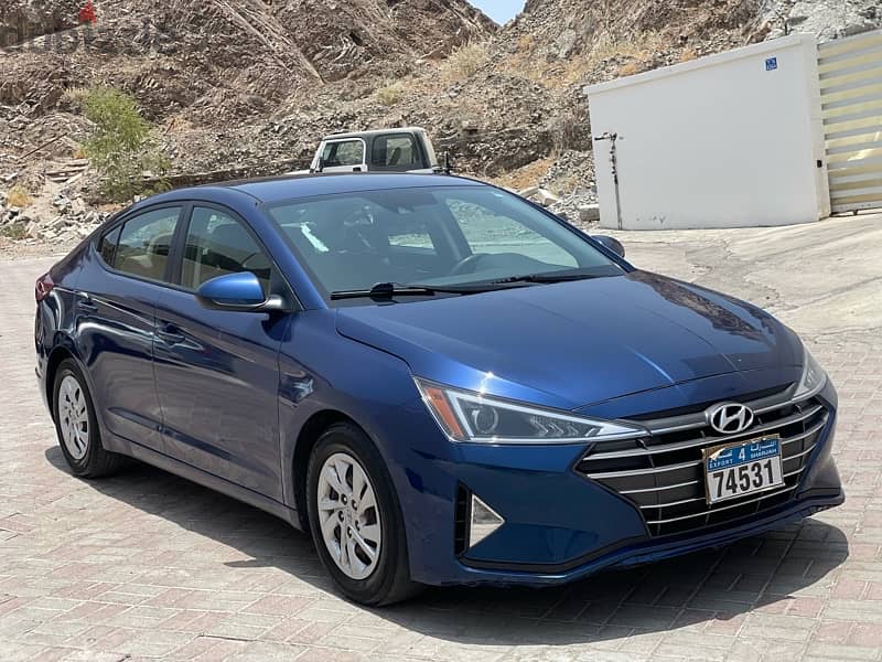 Elantra 2020 excellent conditionالينترا ٢٠٢٠ نظيفه جدا 1