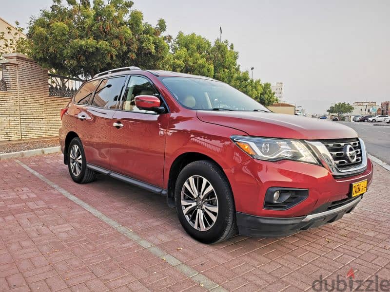 Nissan Pathfinder 2019 SL 4x4 1