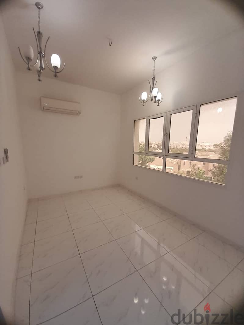 "SR-AT-358 villa to let in Madinat Qabous 10