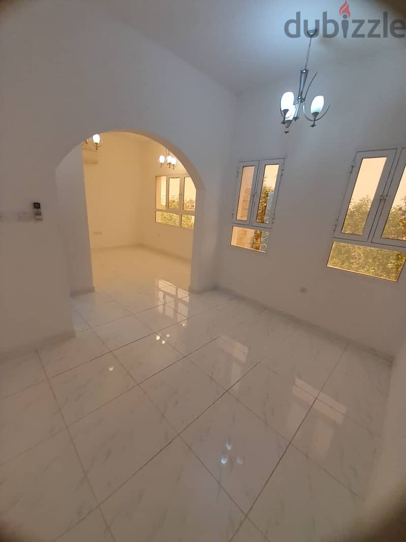 "SR-AT-358 villa to let in Madinat Qabous 17