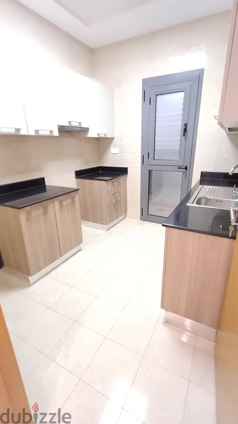 FLAT FOR RENT AT AL KHUWAIR 27 NEAR NOOR SHOPPING 5