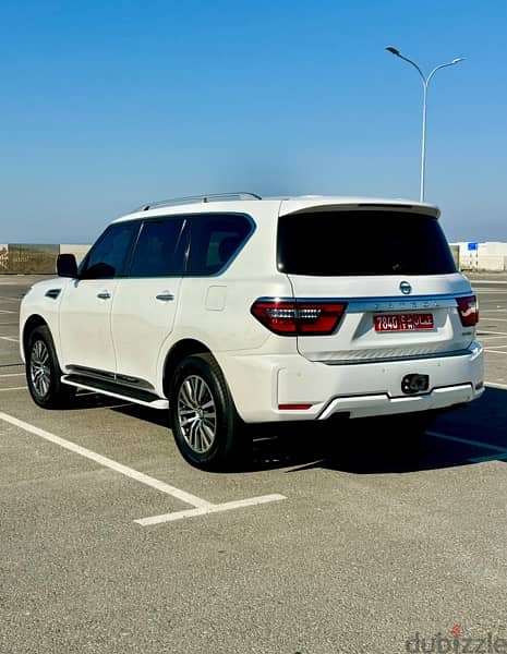 suv Land Cruiser 2024 nissan patrol 2021 pajero 2020 for rent 9