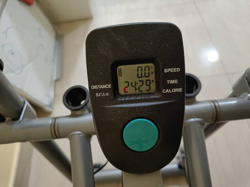 Exercise bike for sale in ghubra 1