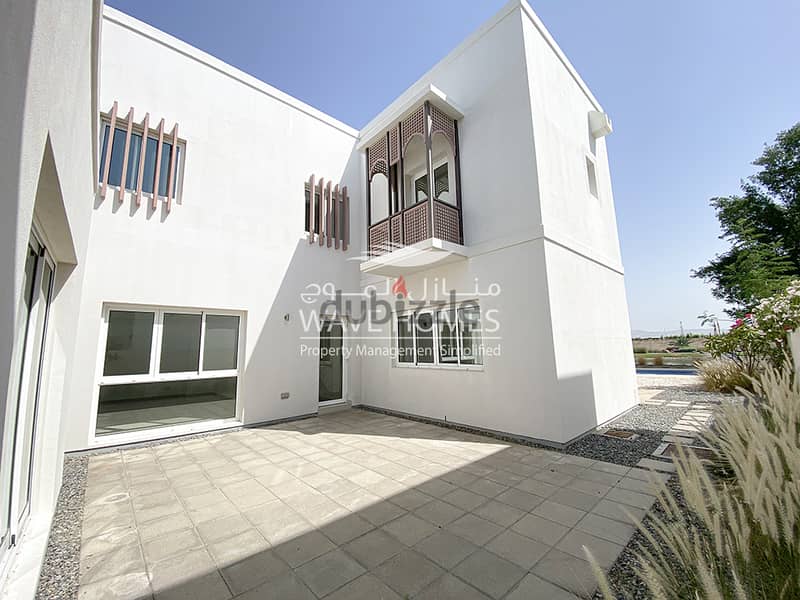 Villa For Rent in Al mouj 2
