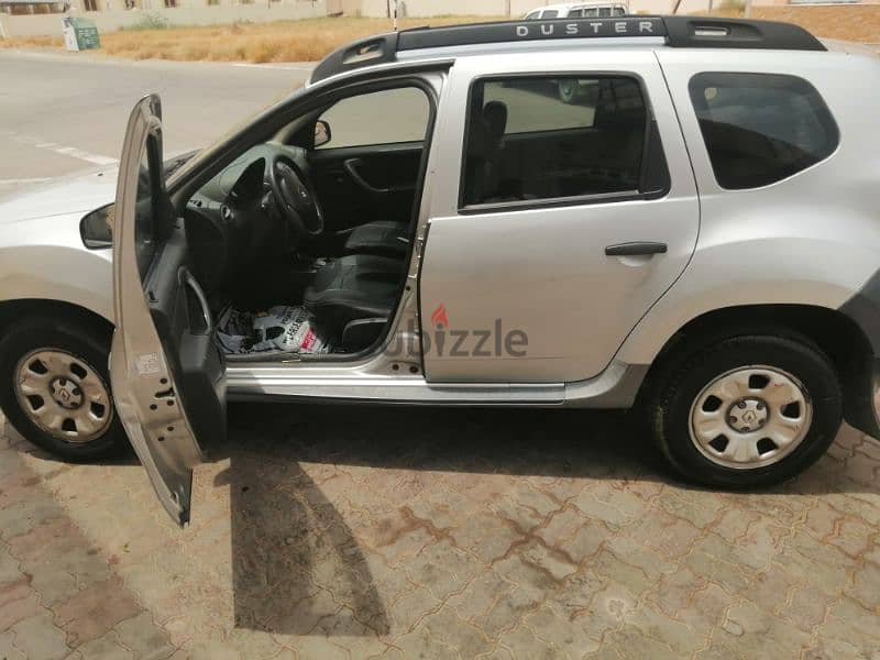 2015 model Renault duster for sale in sohar 7