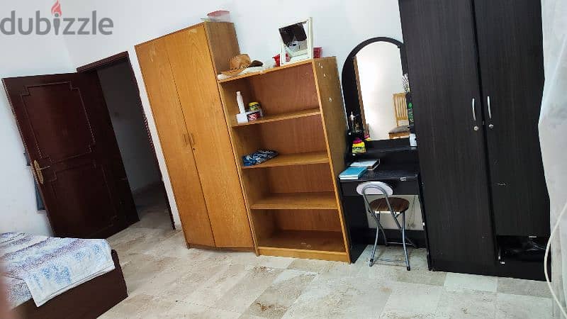 1BHK Fully furnished 3