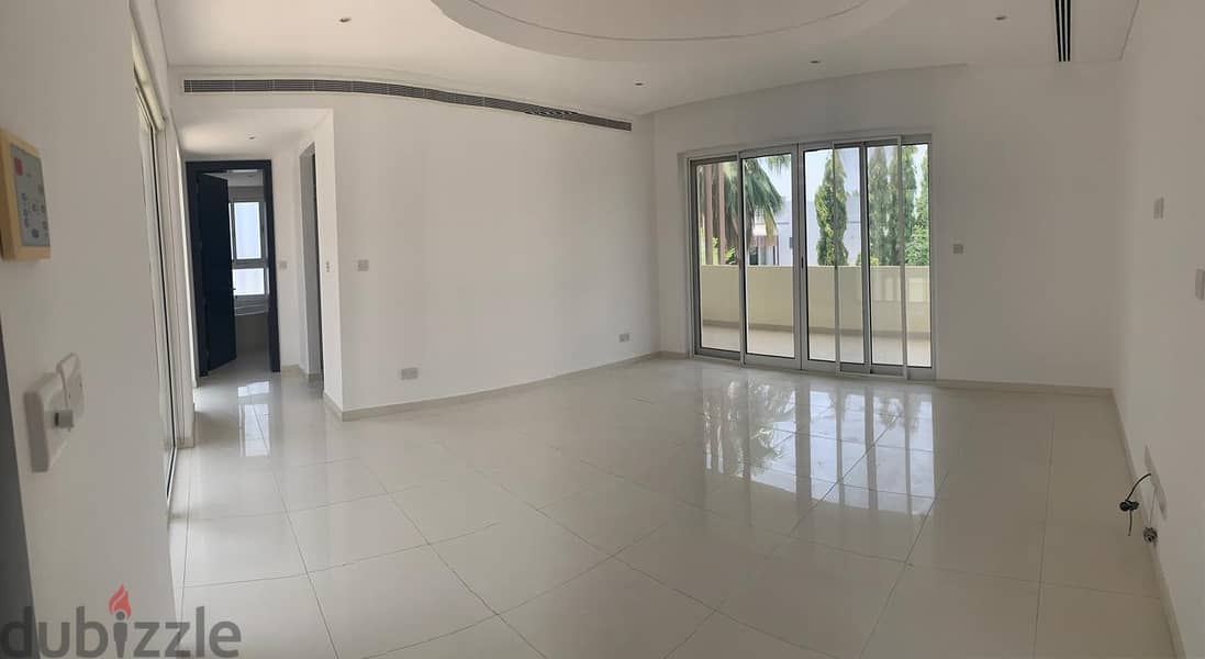 4BHK spacious and very good villa for rent in al mouj 13