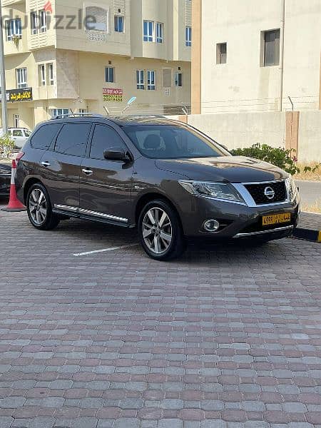 Nissan Pathfinder 2016 0