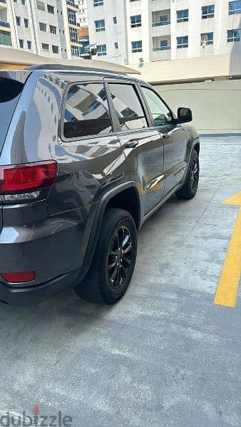 Jeep Grand Cherokee 2021 11