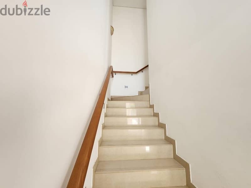 Stunning corner 2 bed Town House in Al Mouj 8