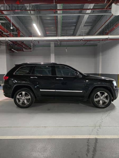 Jeep Grand Cherokee 2012 1