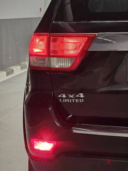 Jeep Grand Cherokee 2012 12