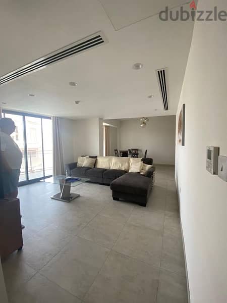 Spacious Luxury 2 bed in BLV Muscat Hills 11