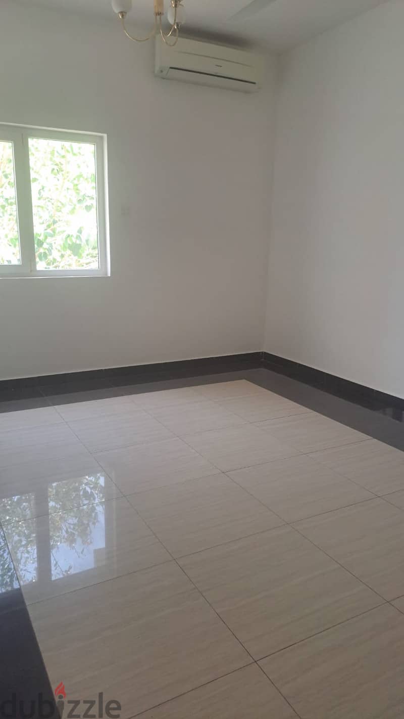 Spacious 6BHK Villa for Rent in Al Khuwair PPV237 4