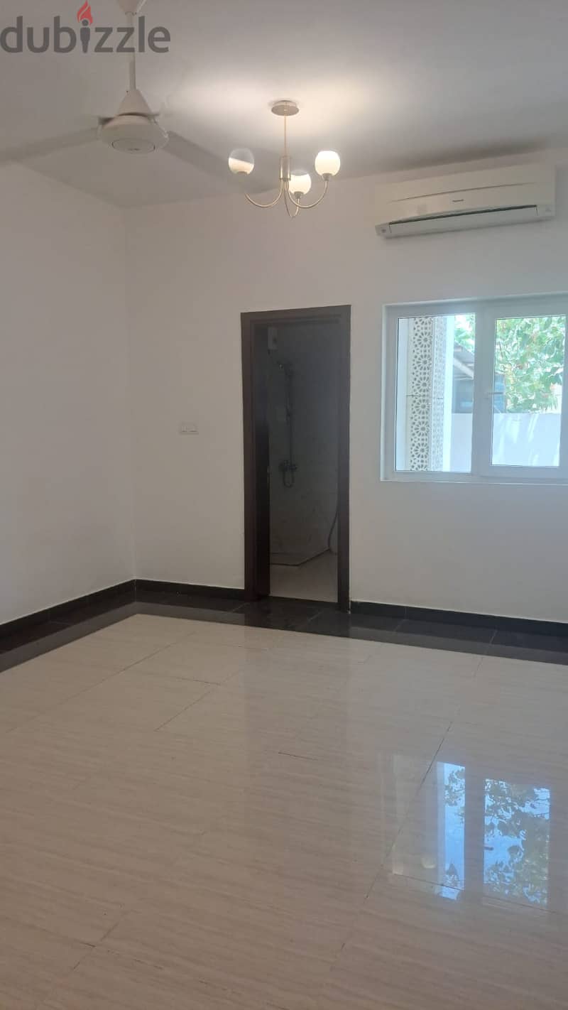 Spacious 6BHK Villa for Rent in Al Khuwair PPV237 11