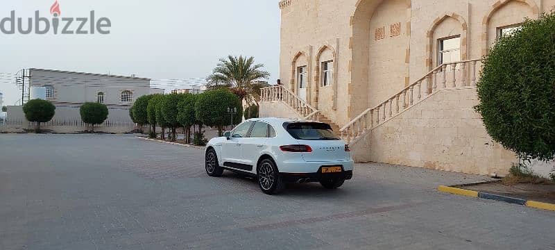 Porsche Macan S Clean Title - Under the warranty of the Oman Agency 5