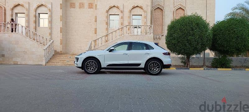 Porsche Macan S Clean Title - Under the warranty of the Oman Agency 6