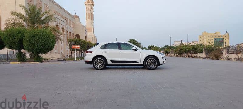 Porsche Macan S Clean Title - Under the warranty of the Oman Agency 12