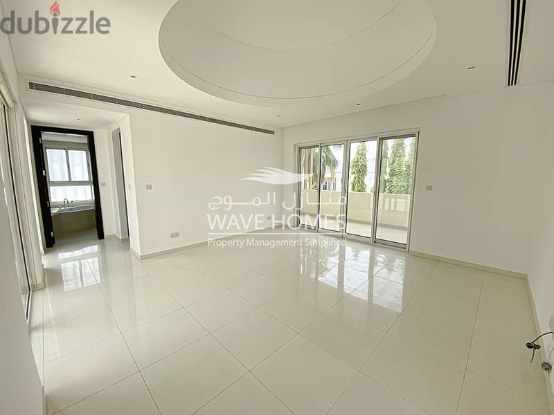 Very Spacious 5-Bedroom Villa in Al Mouj 8