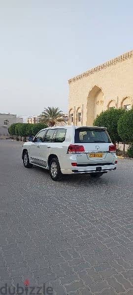 لاندكروزر V8 46 بدون حوادث ولاصبغ نهائيا المالك الاول بحالة الوكاله 8