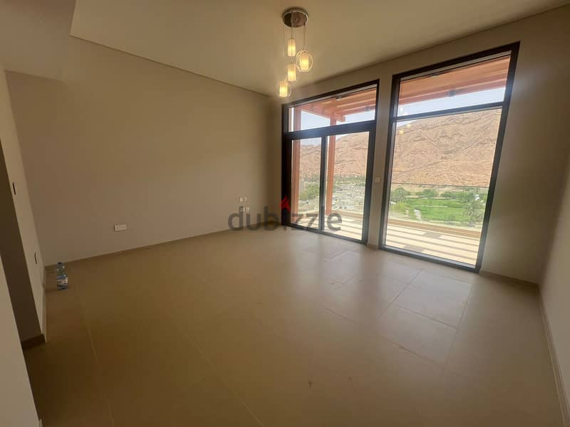 Duplex 3+1 Bedrooms in Muscat Bay | شقة 3+1 غرف، خليج مسقط 3