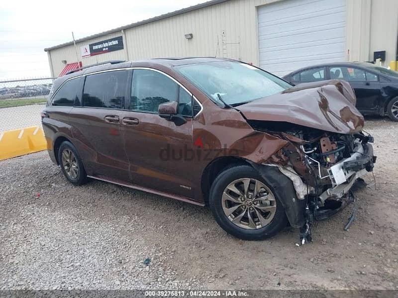 Toyota Sienna 2021 LE 0