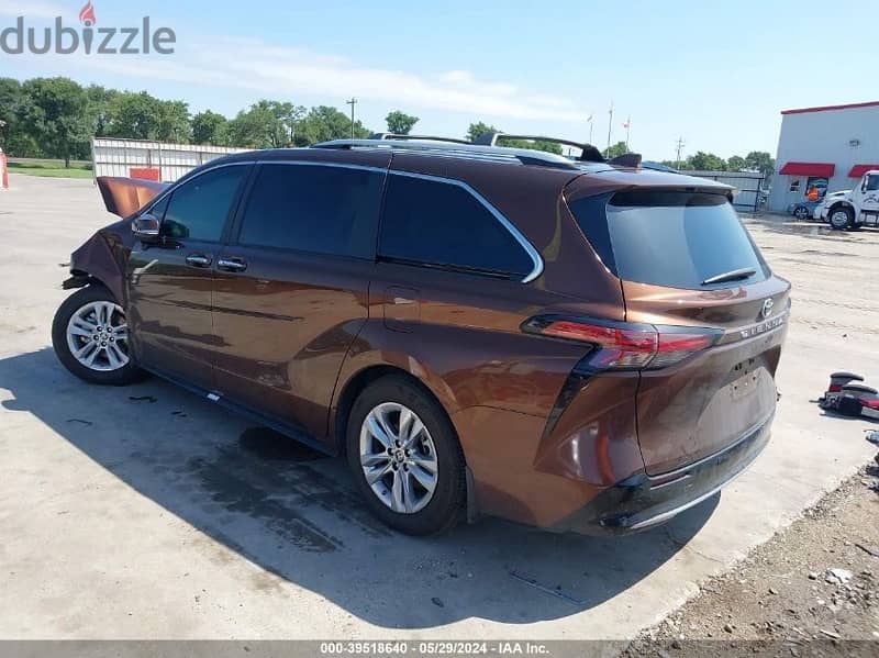 Toyota Sienna 2023 LIMITED 2