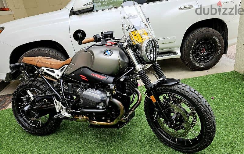 bmw r9t scambler 2018 ( 1200 cc boxer twin ) with special number plate 3