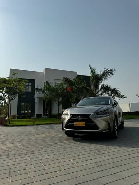 Lexus NX 200t 2015 GCC OMAN للبدل فقط مع دفع رباعي 7 ركاب 0