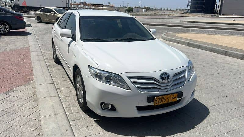 Toyota camry 2011 model car 1