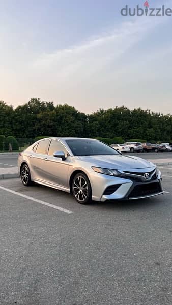 Toyota Camry 2020 1