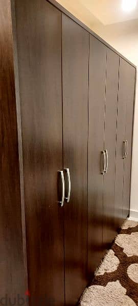 6Door Wardrobe, Bed Mattress, Dressing table. 3