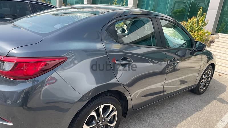 Mazda 2 2017 - Sport - Lady driven car 4