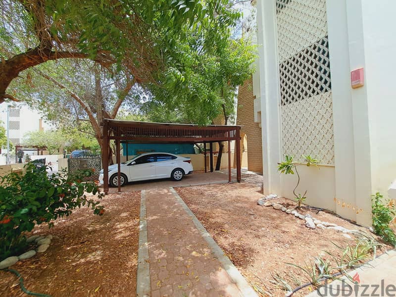 فيلا للايجار الحيل/Villa for rent, Al Hail 8