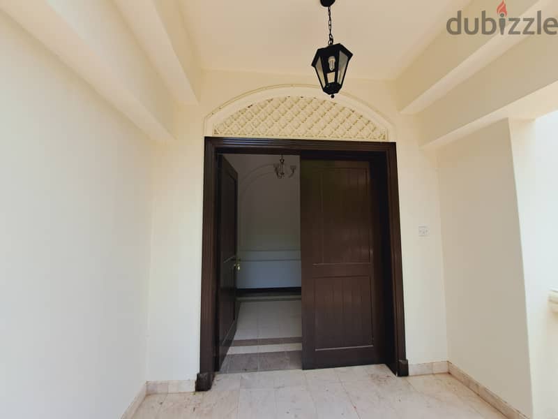 فيلا للايجار الحيل/Villa for rent, Al Hail 10