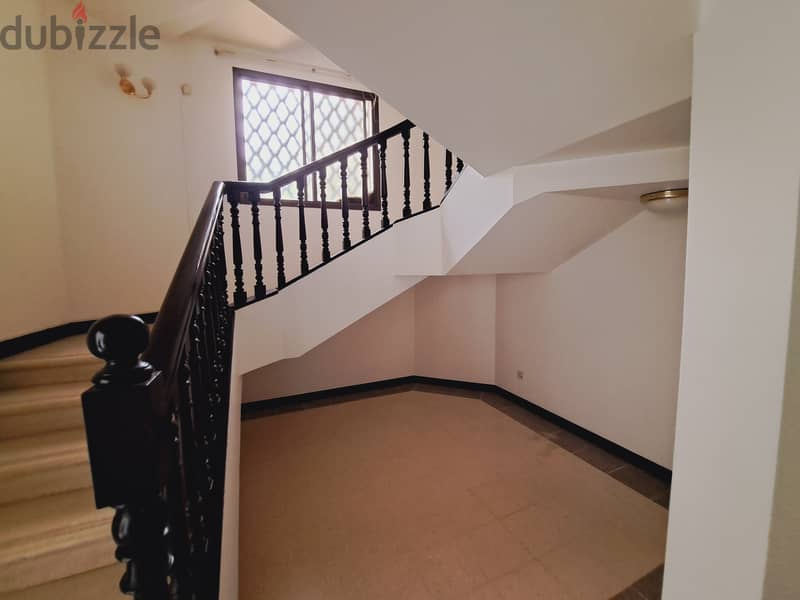 فيلا للايجار الحيل/Villa for rent, Al Hail 14